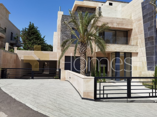 فيلا مستقلة للبيع في عبدون لم تسكن بعد - هومز الأرجن